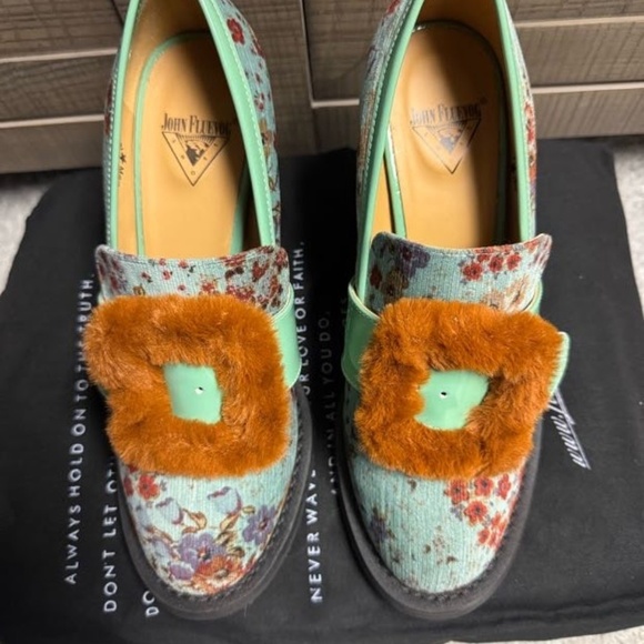 John Fluevog, Size 8.5, Green Floral - Picture 4 of 4